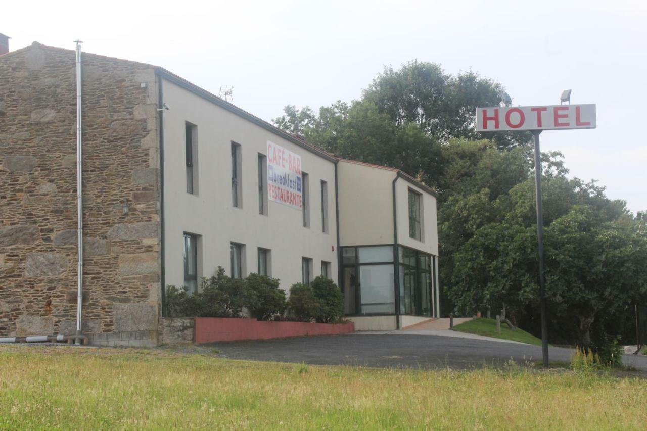 Hotel Amenal Buitenkant foto